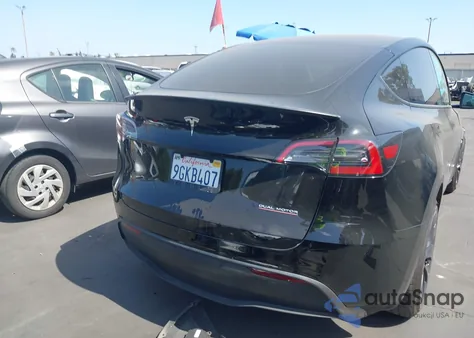 2023 Tesla Model Y Performance Dual Motor All-Wheel Drive from USA, damaged, VIN 7SAYGDEF7PF715486
